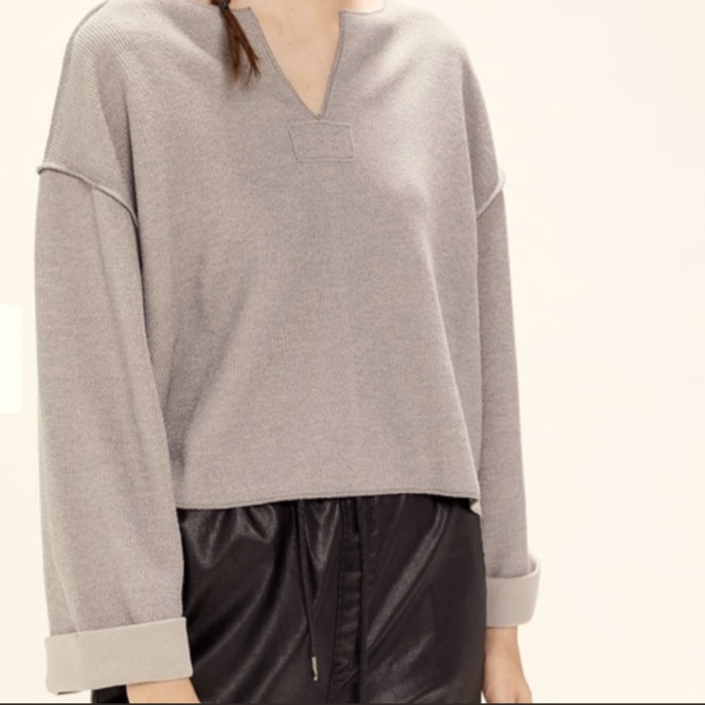 URBAN OUTFITTERS Jax Inside Out Notch Neck Top Grey Small